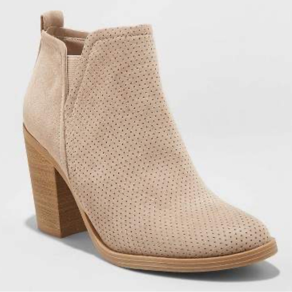 Target Universal Thread Dylan Microsuede Laser Cut Booties
